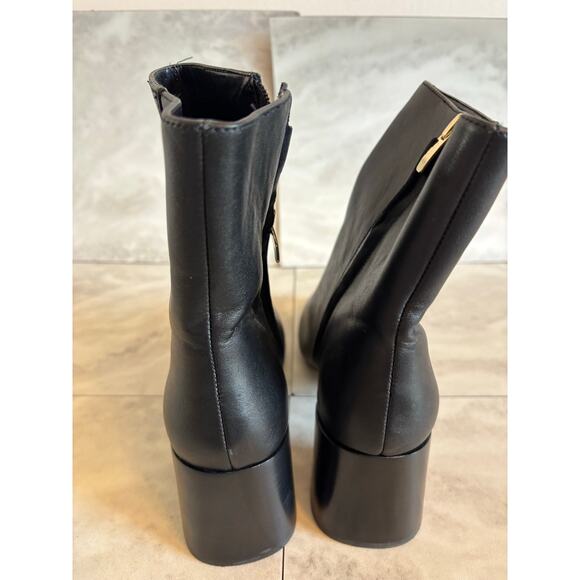 Ann Taylor Women Black Leather Almond Toe Block Heel Ankle Booties NWOB Size 9 - Picture 4 of 5